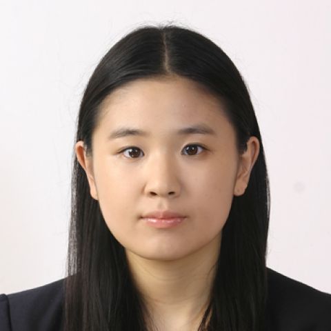 Headshot of Hyelim Lee